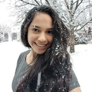 Meet your Posher, Selena